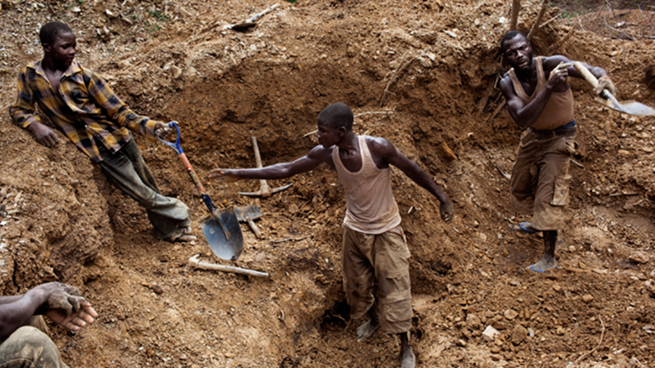 Miners Ask FG To Stop State Governments From Banning Mining Activities