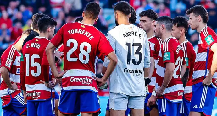 Granada Home Game Abandoned After Fan Dies In Stand