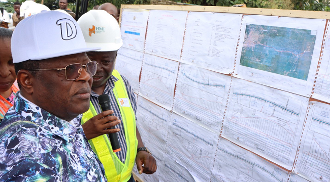 Minister Dave Umahi Criticizes Atiku Abubakar’s Analysis Of Lagos-Calabar Coastal Road Project