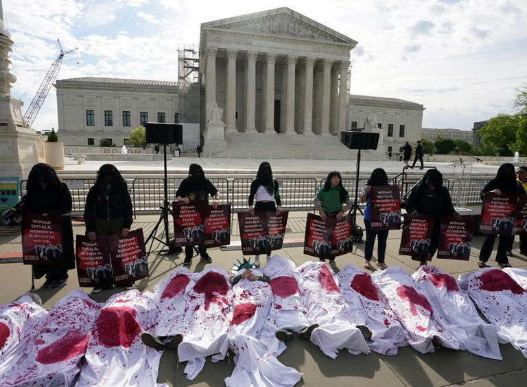 US Supreme Court Reviews Idaho’s Abortion Ban And EMTALA Conflict