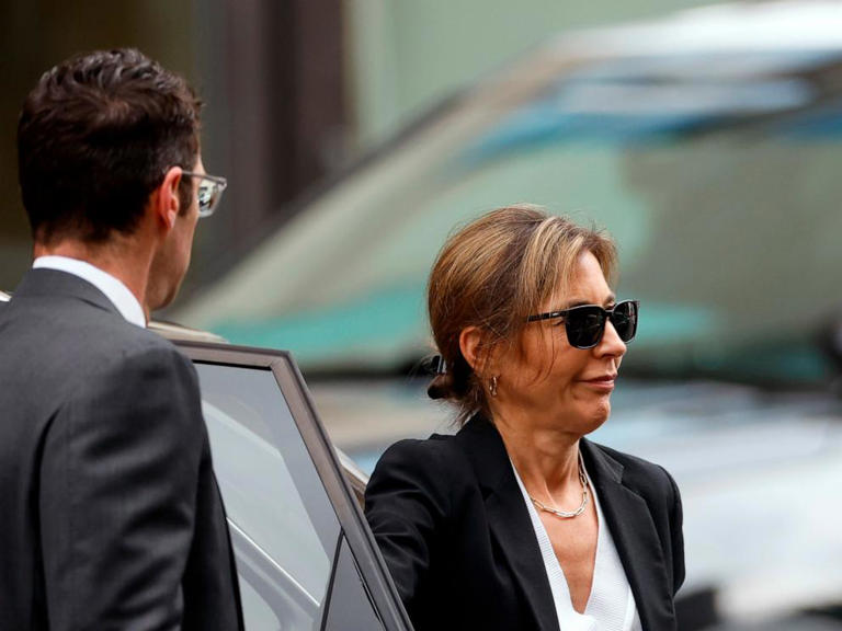 Hunter Biden Gun Trial: Ex-Girlfriend Hallie Biden Testifies