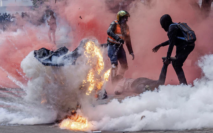 Protesters Invade Kenyan Parliament, Leaving 5 Dead