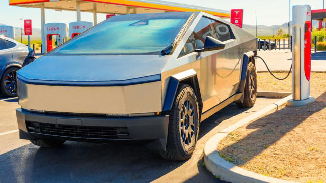 Tesla Faces Challenges With Cybertruck Sales Amid High Price Tag