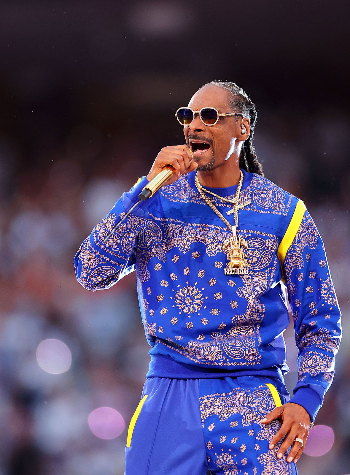 Snoop Dogg Sparks Debate with Top 3 Rappers Of All Time
