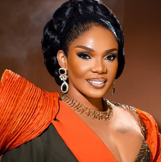 Iyabo Ojo Slams 2Baba Over Marriage Crisis, Urges Prioritization Of Children’s Welfare