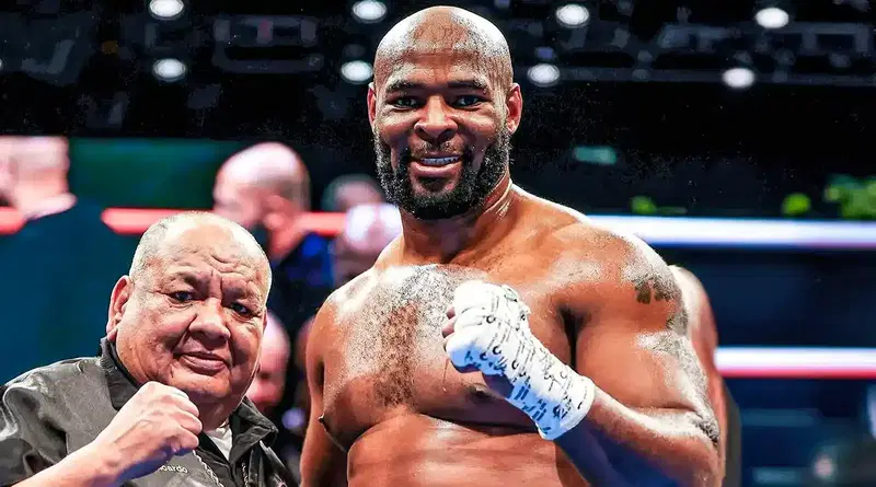 I’ll Defeat Anthony Joshua In Nigeria, Says Kingsley Ibeh